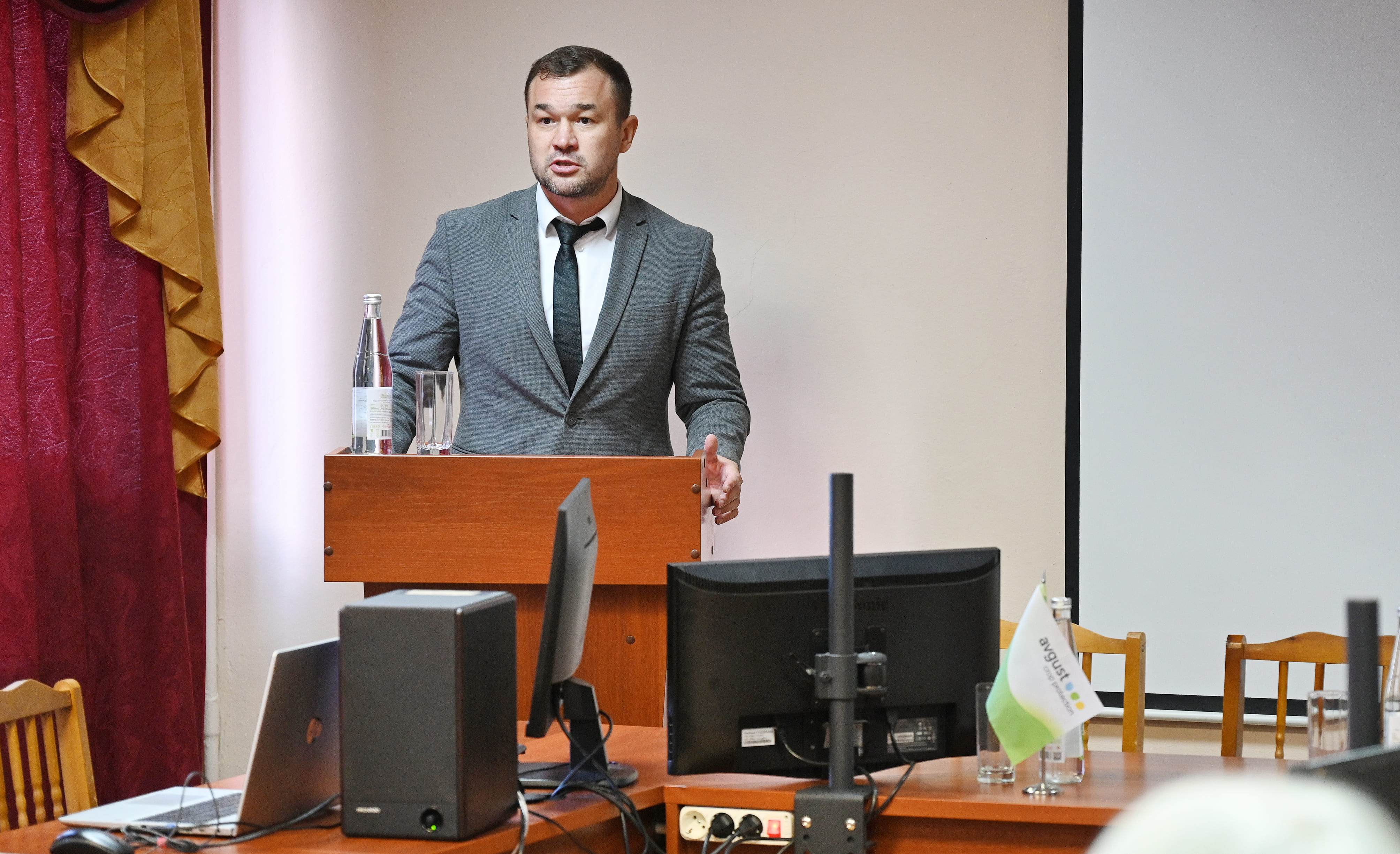 Пост 3.10.2025